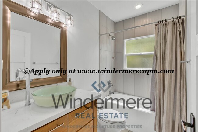 Building Photo - Timeless Modern Luxury 3 bedroom in one of...