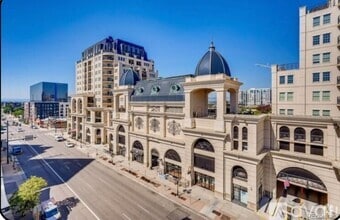 Building Photo - Charming 1BR Condo in Denver