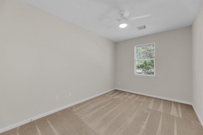 Building Photo - 3929 Vallarta Ln