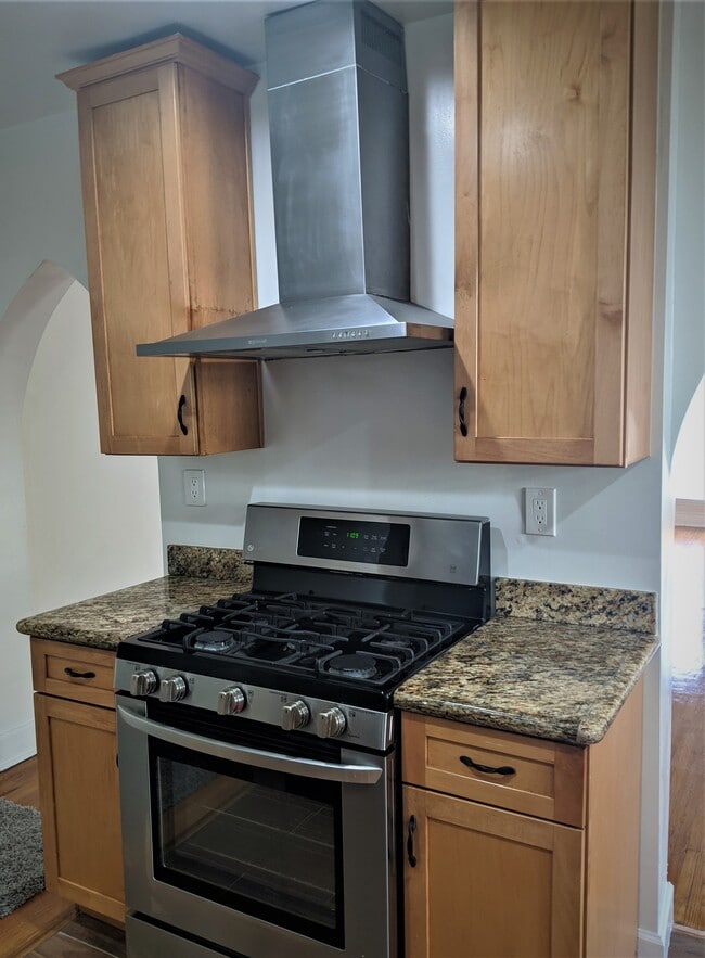 Building Photo - 6267 Commodore Sloat Dr
