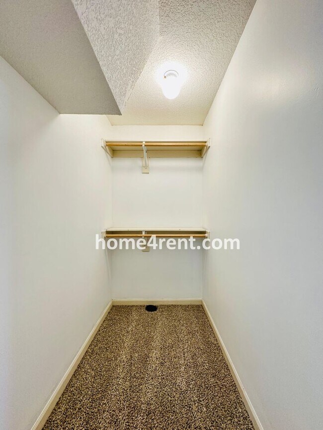 Building Photo - 14236 W 153rd St