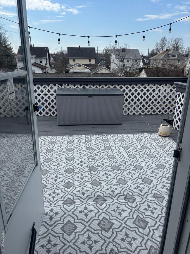 Building Photo - 19 Garfield Pl