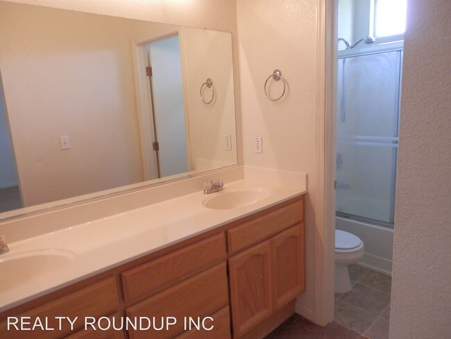 Building Photo - 3 br, 2 bath House - 9269 Spilsby Ct