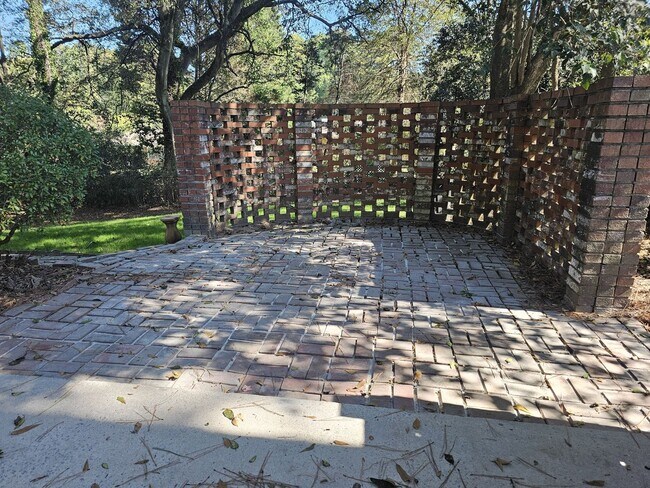 Building Photo - 3085 Stantondale Dr