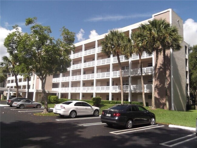 Building Photo - 1200 NW 87th Ave
