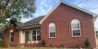 Building Photo - 1808 Lakewood Village Dr