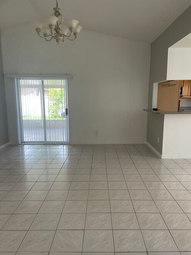 Building Photo - 12788 Majorama Dr