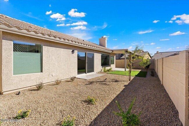 Building Photo - 9179 E Kimberly Way