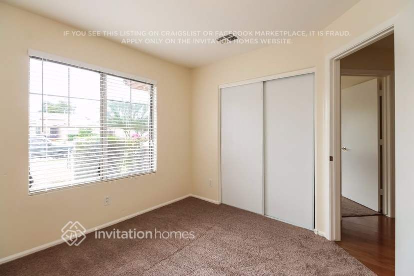 Building Photo - 3886 E Brighton Way