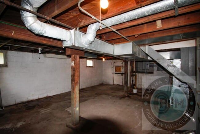 Building Photo - 3315 Seward St