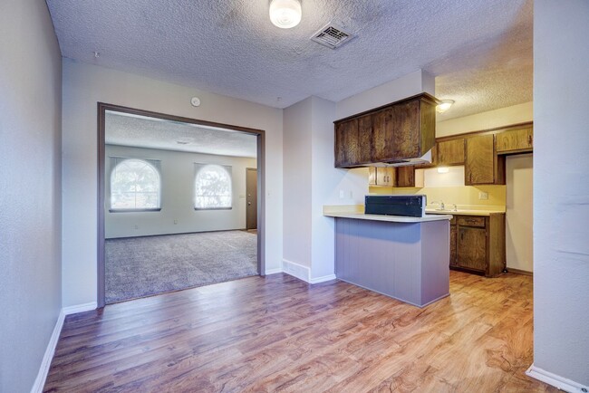 Building Photo - Discover Your New Home: 2-Bedroom Duplex A...