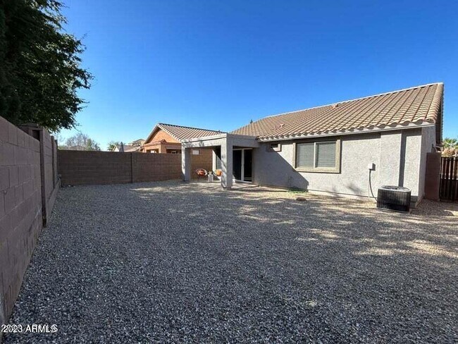 Building Photo - 15247 W Elm Cir