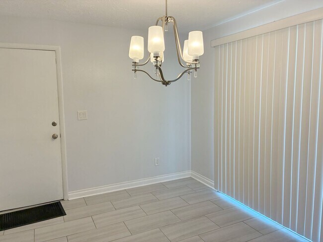 Building Photo - Spacious 5 Bed, 3 Bath Home for Rent in Idaho Falls!