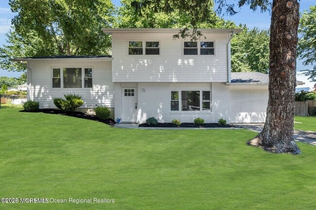 Building Photo - 1016 Woodlane Rd