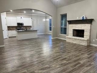 Building Photo - 3004 Promenade Dr