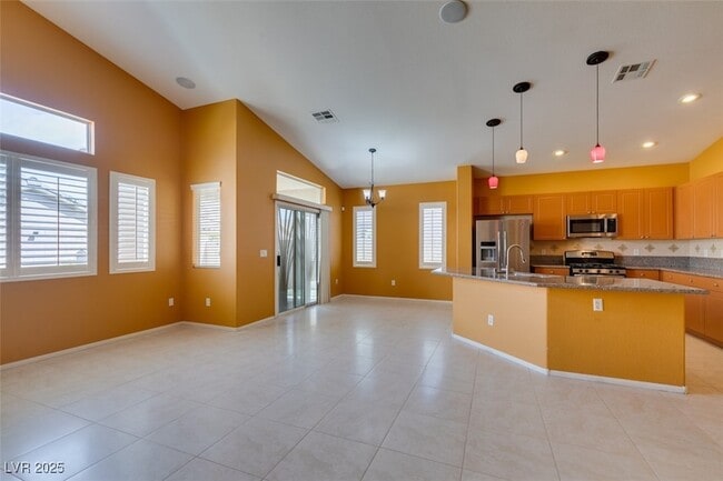 Building Photo - 7000 Point Cabrillo Ct