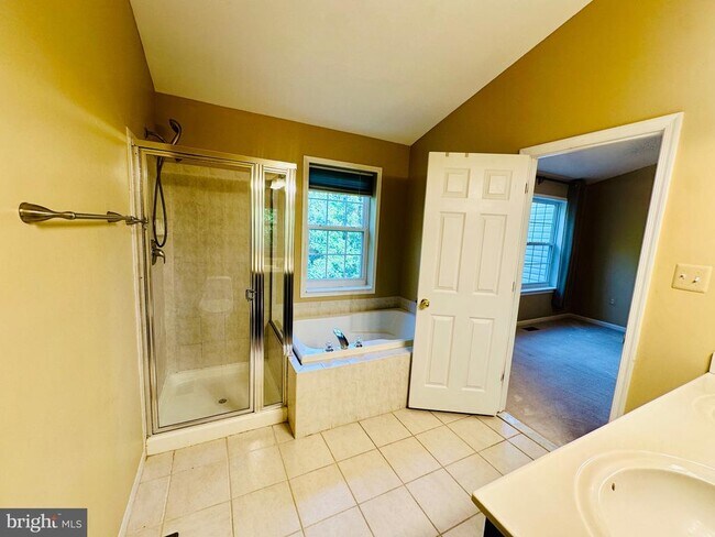 Building Photo - 4719 Ashforth Way