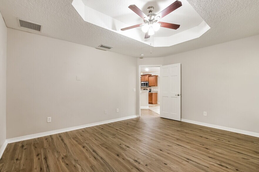 Building Photo - 348 Ashton Woods Ln