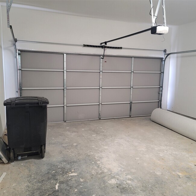 Building Photo - 4207 Stassen St