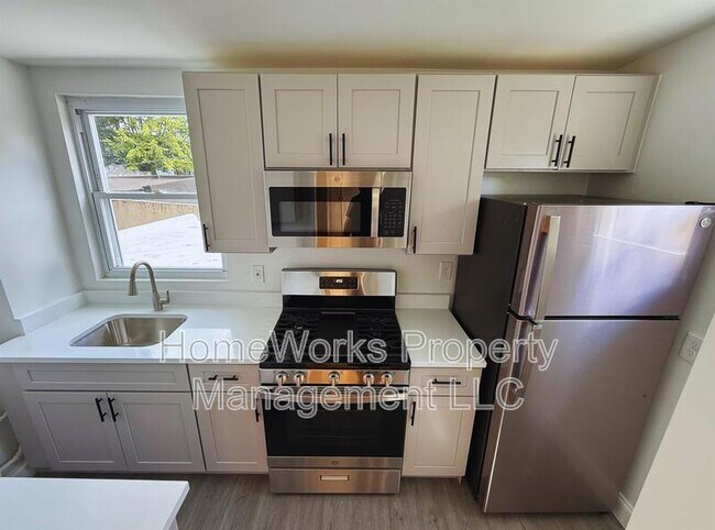 Building Photo - 3301 Guilford Ave