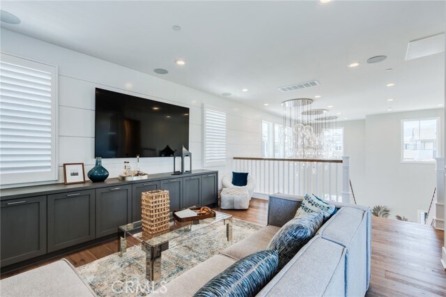 Building Photo - 141 Parkland Aly