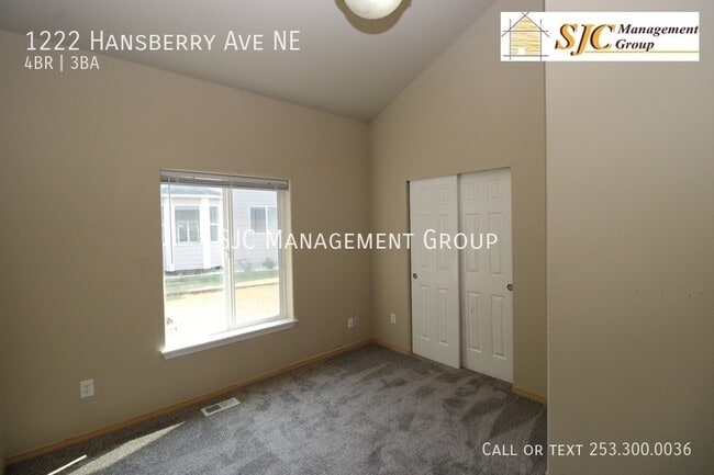 Building Photo - 1222 Hansberry Ave NE