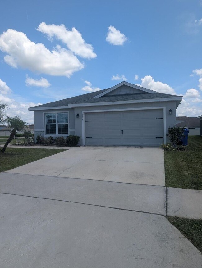 Building Photo - 3902 White Ibis Rd
