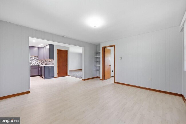 Building Photo - 4015 Jefferson Pike