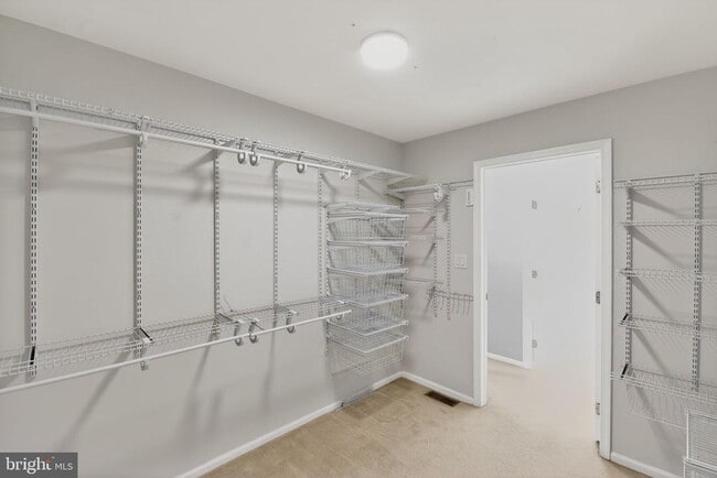 Building Photo - 74 Castleton Rd