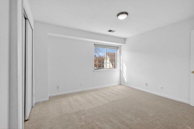 Building Photo - 6017 Curtier Dr