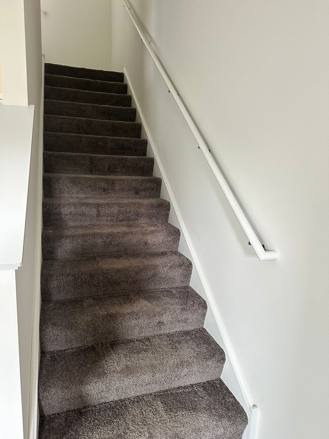 Building Photo - 1601 Albany St