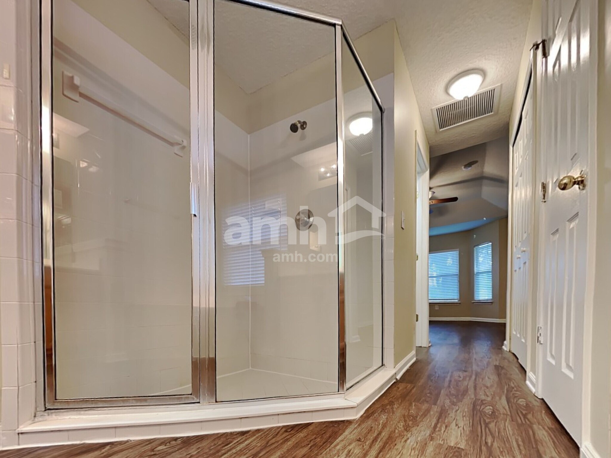 Building Photo - 14240 Sea Eagle Dr