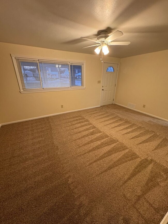 Building Photo - 127 N Roanoke Ave