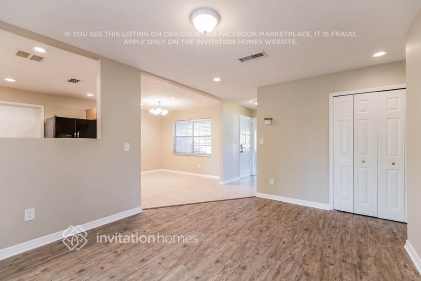 Building Photo - 4967 Magnolia Ave