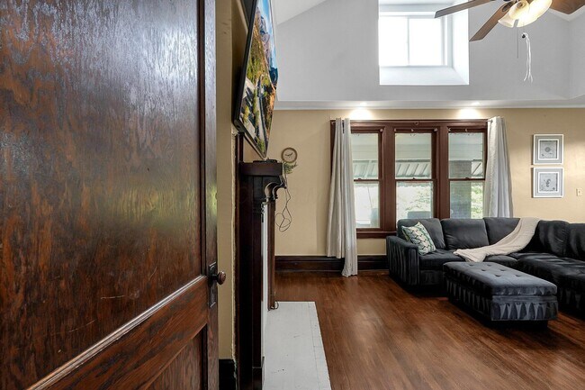 Building Photo - 366 Berkeley Rd