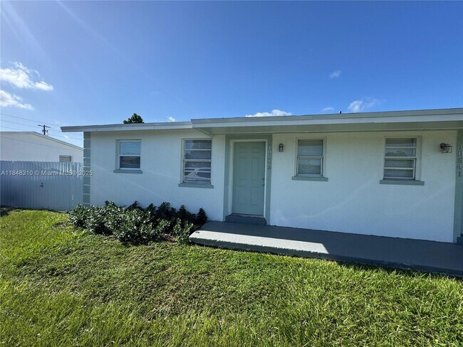 Building Photo - 10541 SW 184th St