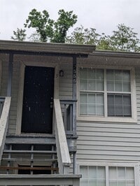 Building Photo - 2555 Chateau Ln