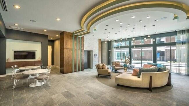 Building Photo - 4105 McKinney Ave