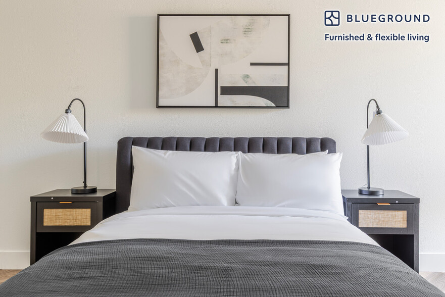 Building Photo - 85 Cleaveland Rd