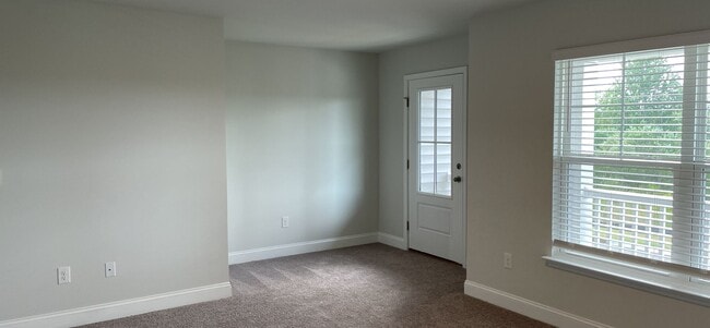 Building Photo - Newly built 5 bedroom home in The Parks