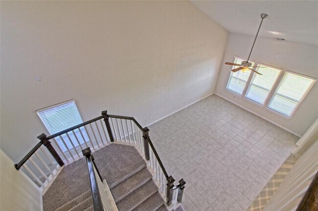 Building Photo - 5610 Wolf Pack Dr