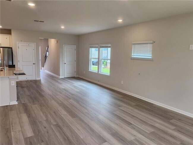Building Photo - 2576 Double Oak Trl