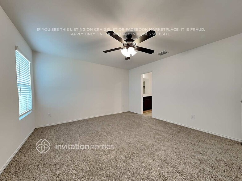 Building Photo - 512 Autumnwood Way