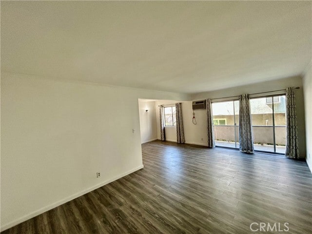 Building Photo - 14823 Gilmore St