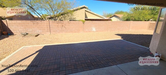 Building Photo - Starr Pass Shadows 4 bedrooms and 2 bathrooms