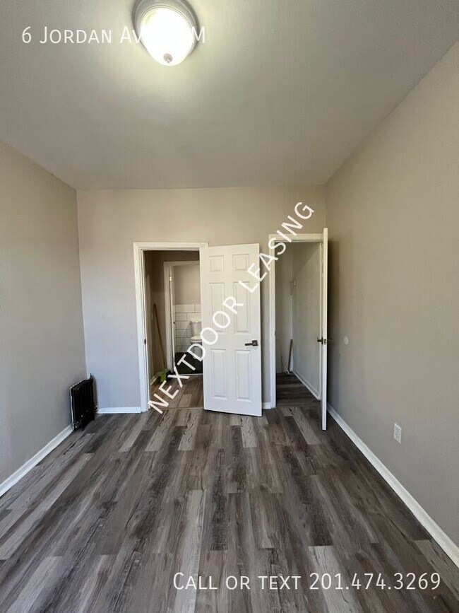 Building Photo - 6 Jordan Ave