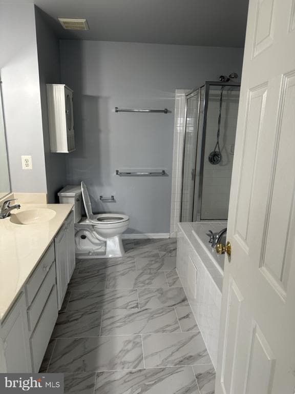 Building Photo - 22519 Maison Carree Square