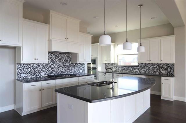 Building Photo - 4240 Brookstone Dr