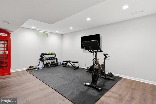 Building Photo - 408 Huntfield Ct NE