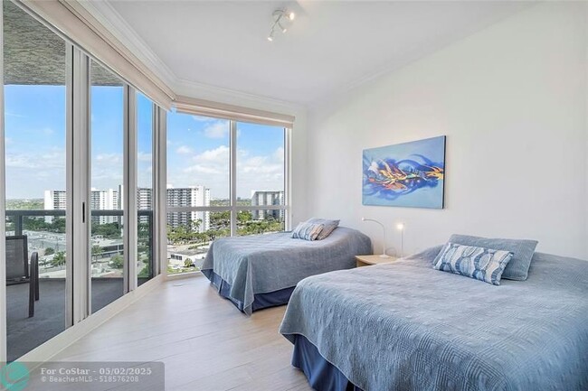 Building Photo - 3200 N Ocean Blvd